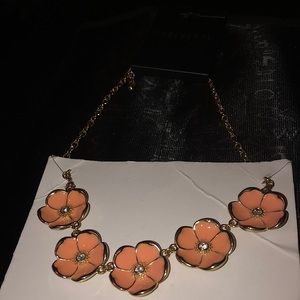 Forever21 pink flower statement necklace